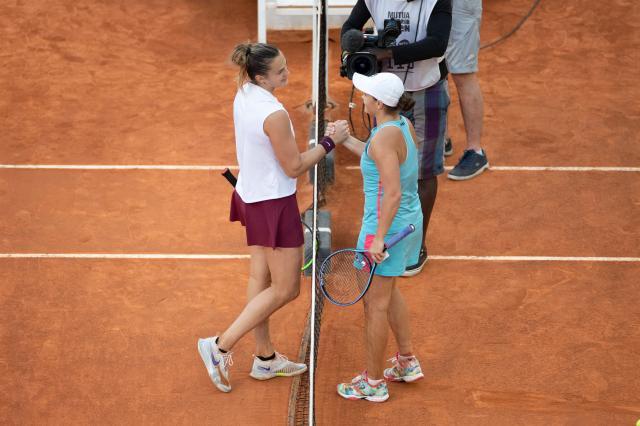 b one sports-【法网圆桌】三大热门已立 女单之争“拨云见雾”？